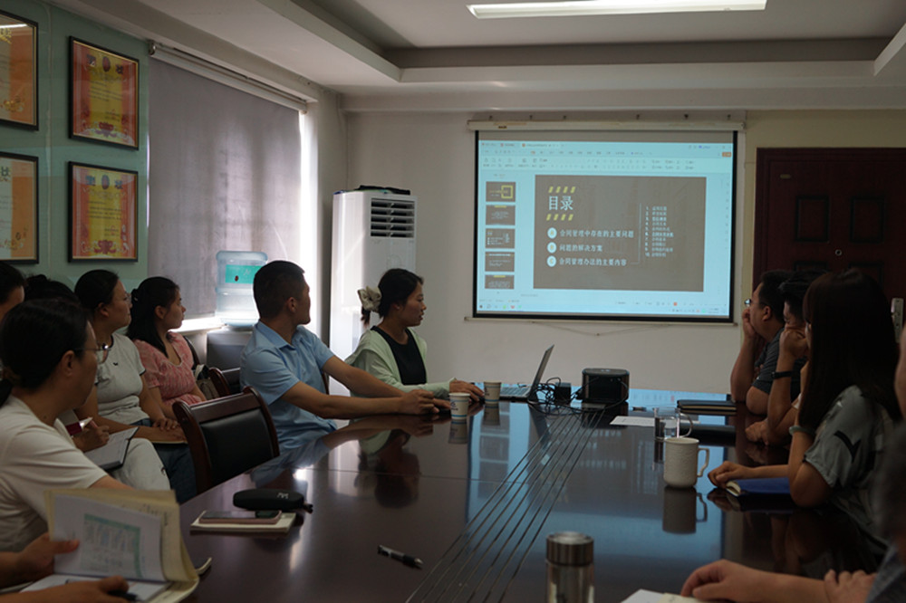 強化合同法律認知  筑牢風險防控防線<br>——鄭州建投工程咨詢有限公司開展合同法律知識 專題培訓